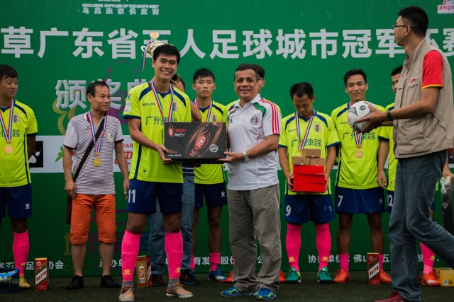 江淮汽车遭遇股价跌停，紧急制动测试引发安全争议
